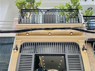 Chủ kẹt tiền cần bán gấp nhà ở trần khắc chân, q.1. dt 39m2(3,5mx11.2) 1t 1l 2pn 2wc