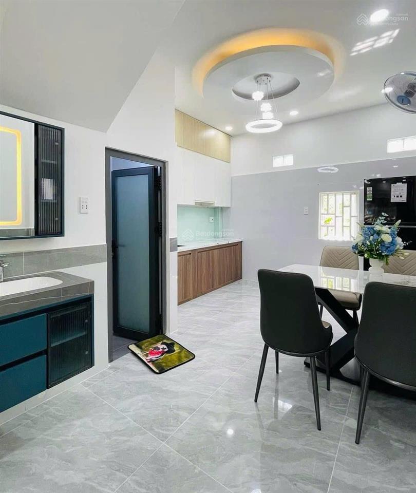 Chủ kẹt tiền cần bán gấp nhà bùi quang là, p. 12, gò vấp. shr, dt 52m2 (4mx13m)