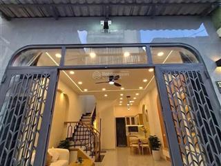 Nhà hxh bùi văn thêm, phú nhuận. dt 46m2 (4mx11,5m) 1 trệt 1 lầu 2pn 2wc. shr. giá 1tỷ99