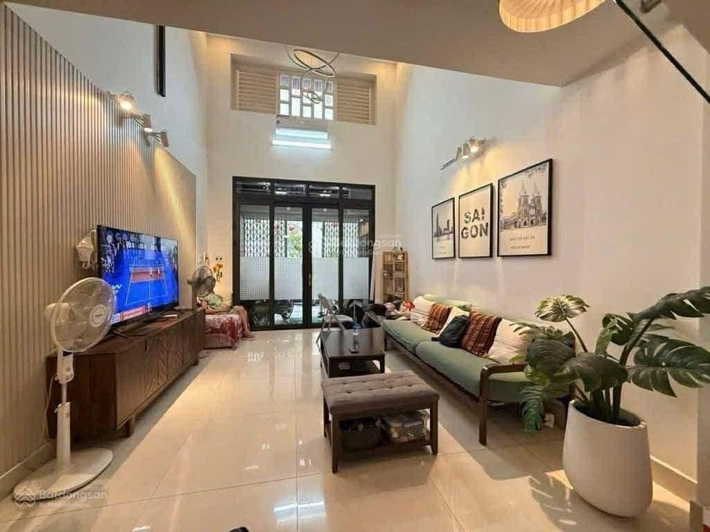 Nhà 5 tầng hẻm xe hơi nguyễn kiệm gần sân bay tsn 64m2
