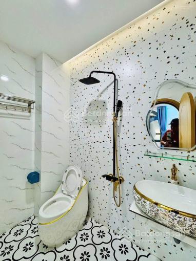 Nhà lê quang định bình thạnh, dòng tiền cho thuê tốt, gần nhiều đh, full nội thất, giá 2tỷ790tr