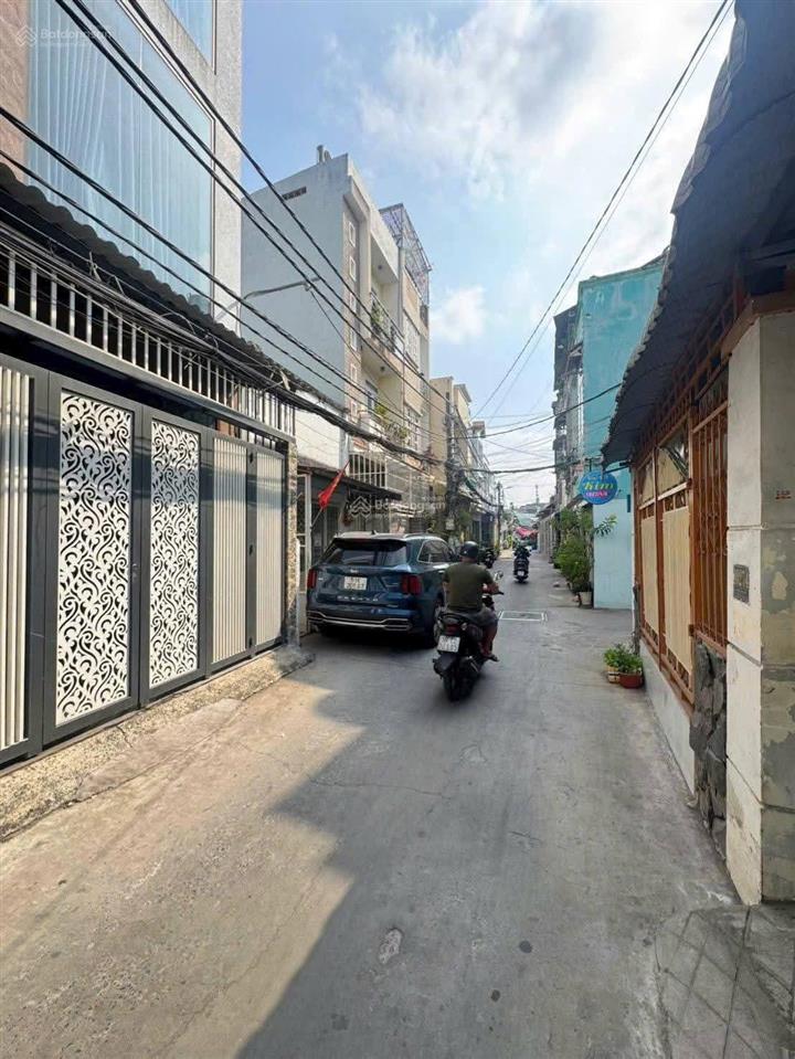 Bán nhà riêng đẹp tại 1113, huỳnh tấn phát, 8,49 tỷ, 72m2, nhiều tiện ích