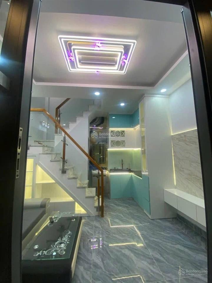 Bán gấp nhà riêng 14,52m, giá 2,95 tỷ tại hẻm 793, trần xuân soạn, tân hưng, hcm