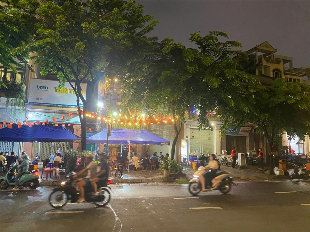 Mặt tiền võ văn kiệt, phường bến thành quận 1  có sẵn dòng tiền 40 triệu/tháng