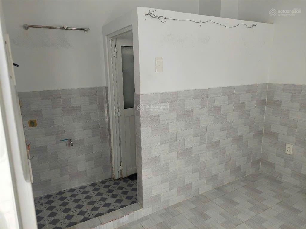 Bán cc mini ở hẻm đường đoàn văn bơ 9,5 tỷ 98,1m2 nhiều tiện ích, giá tốt