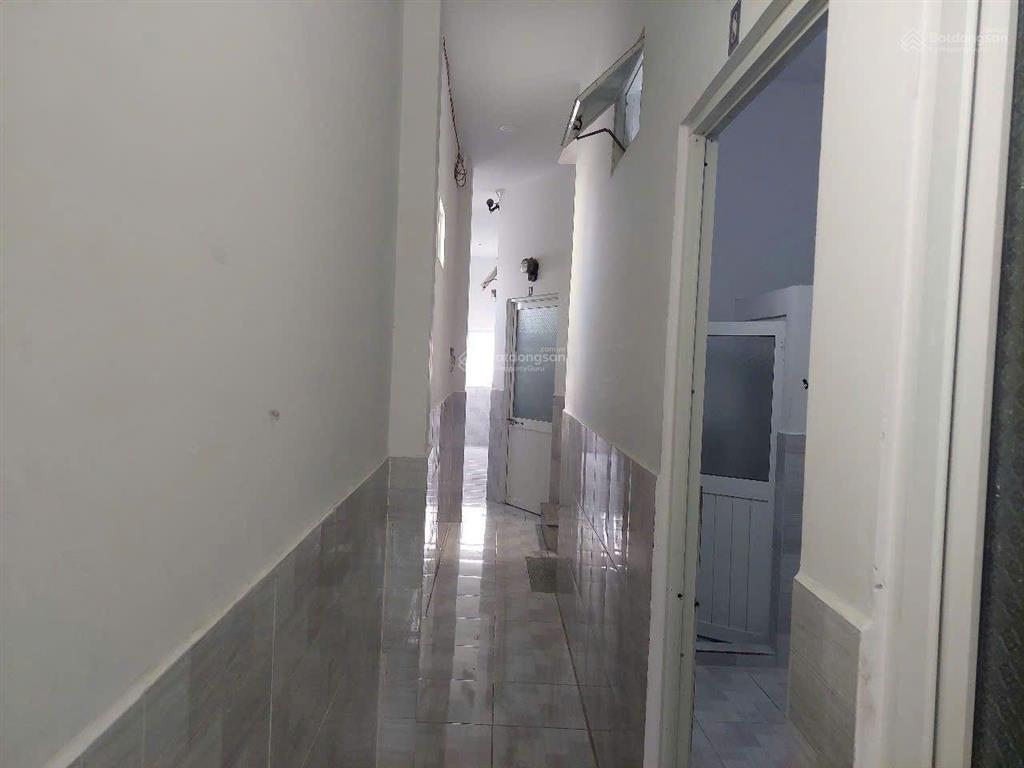 Bán cc mini ở hẻm đường đoàn văn bơ 9,5 tỷ 98,1m2 nhiều tiện ích, giá tốt