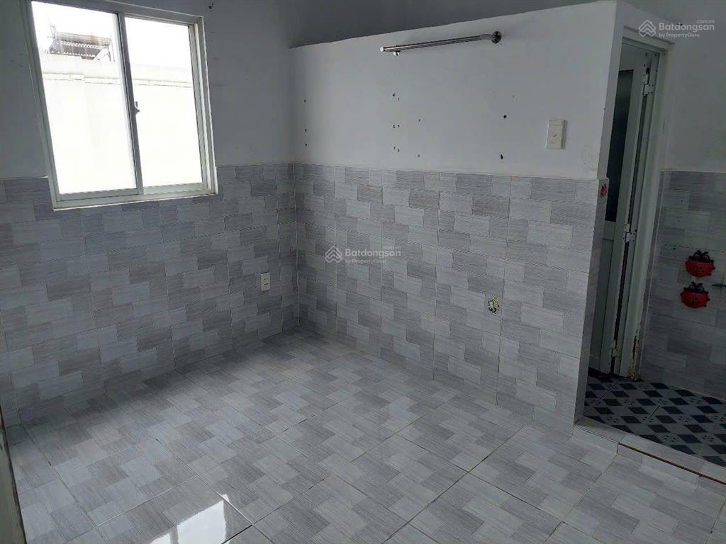 Bán cc mini ở hẻm đường đoàn văn bơ 9,5 tỷ 98,1m2 nhiều tiện ích, giá tốt