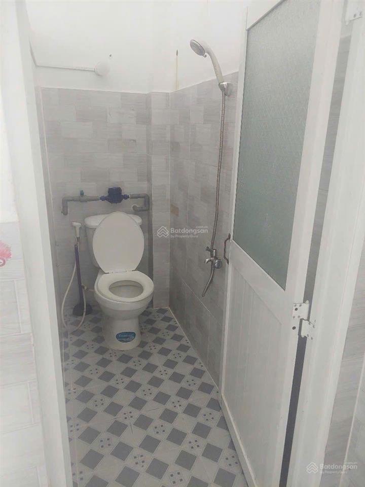 Bán cc mini ở hẻm đường đoàn văn bơ 9,5 tỷ 98,1m2 nhiều tiện ích, giá tốt