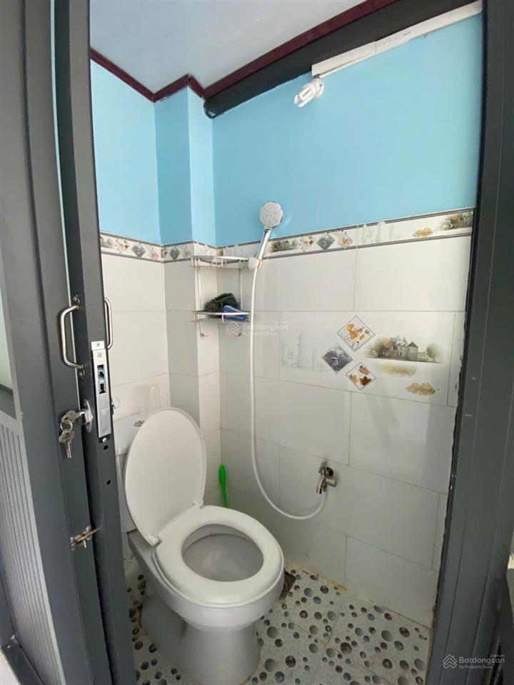Bán gấp nr 2pn, 2wc tại đinh hòa, p13, q8, 1,33 tỷ, 6,9m2