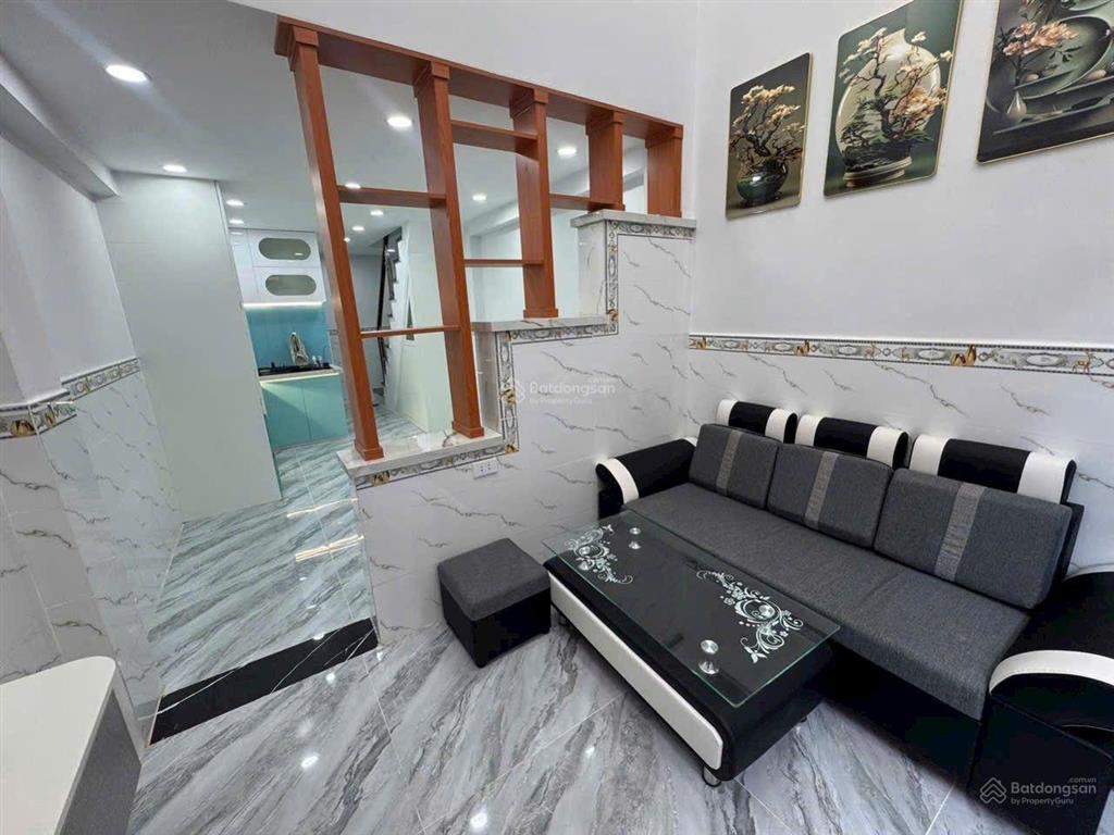 Cho thuê nhà riêng ở hẻm lê văn lương, 8 triệu, 26.3m2, 2pn, 3wc