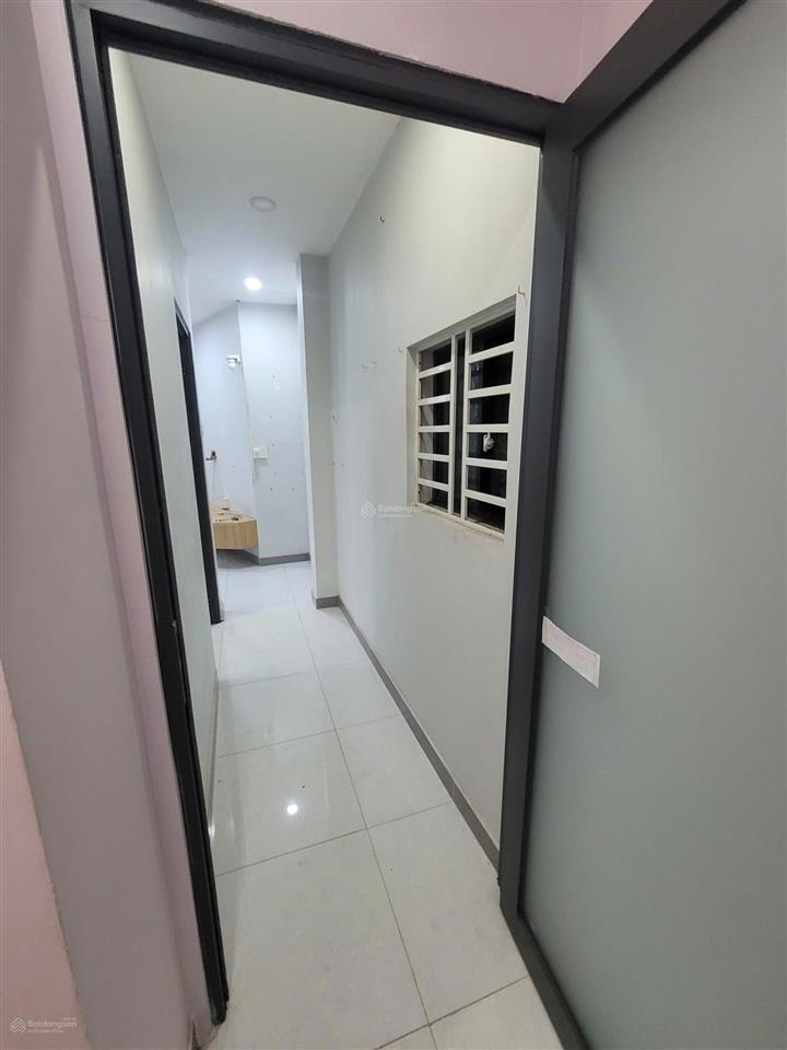 Bán căn hộ 2pn, 1wc, 52m2 tại phan văn khỏe, p 5, q6, 2 tỷ vnd