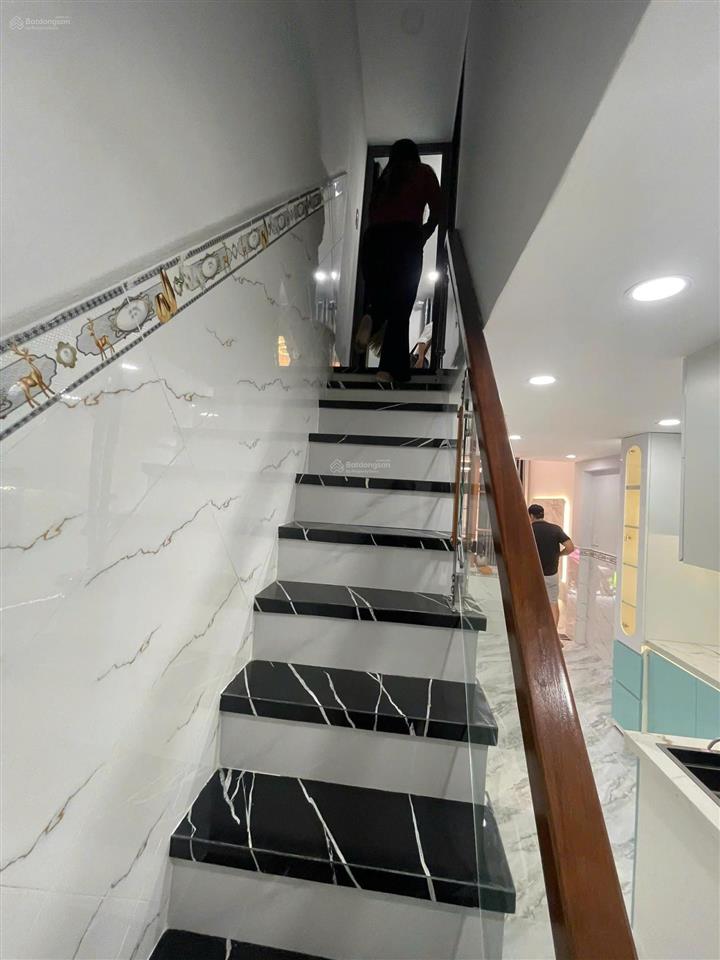 Bán nhà riêng tại hẻm đường lê văn lương, tân hưng, giá tốt, 3,95 tỷ, 26,3 m2