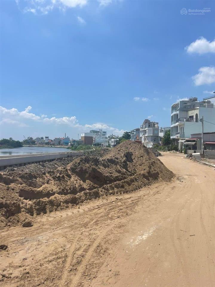 Đầu xuân năm mới chủ cần bán nhà kho vị trí ngay cầu chợ cầu, dt 8 x 20m giá 9,6 tỷ, 0933 198 ***