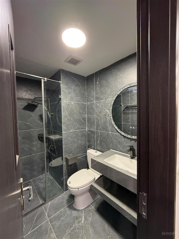 Giá 14 triệu cho thuê flc complex  thiết kế 2 phòng ngủ 2 vệ sinh, nội thất đầy đủ. 0704 151 ***