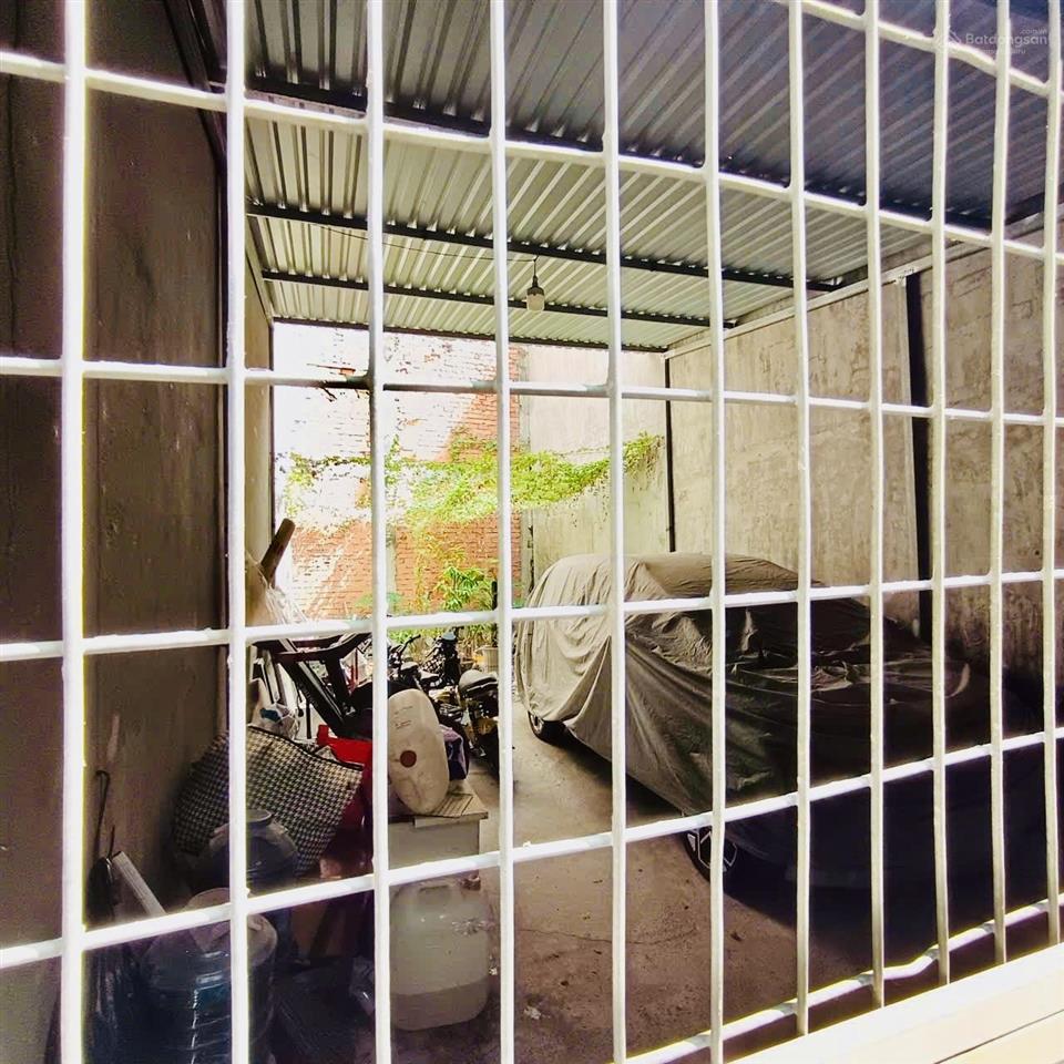 Lô đất đẹp hẻm ô tô gần emart phan văn trị