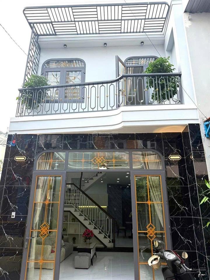 Chính chủ cần bán nhanh lê lai gò vấp. giá 2tỷ28. dt 53,8 m2, 3pn, 3wc, hẻm 5m, thuê 15tr/th