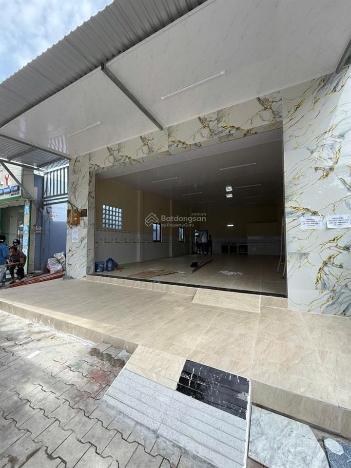 Bán nhà mặt tiền kinh doanh tỉnh lộ 10 kế quận 6 dt 200m2 full thổ cư giá nhỉnh 15 tỷ
