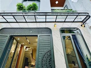 Cần bán gấp nhà hẻm trường sa bình thạnh. giá 1tỷ620, dt 68,5m2