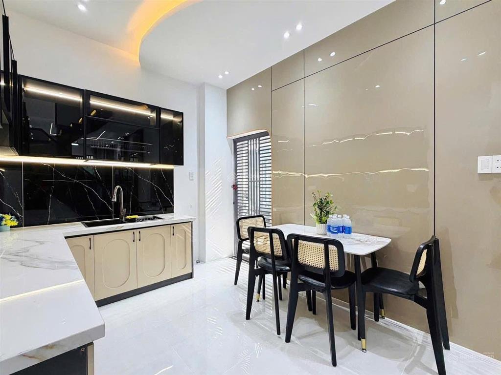 Chỉ 2tỷ750  nhà đẹp lê đức thọ, p.6 gò vấp . giá 2tỷ750, dt 47,3m2