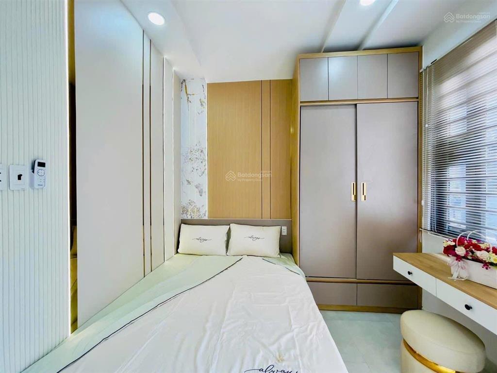 Nhà ngộp cần bán gấp hẻm nguyễn văn lượng gò vấp. giá 3tỷ2, dt 57,3m2