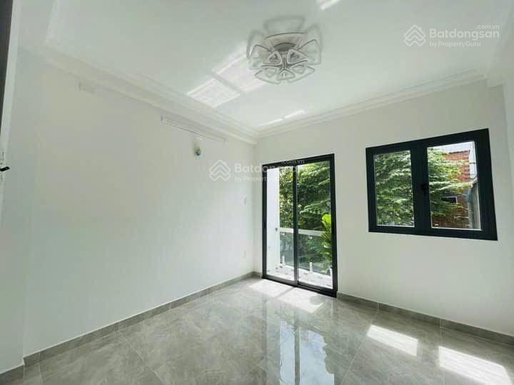 Bán nhà riêng hẻm ô tô nguyễn văn đậu bt. giá 3tỷ560, dt 65,9m2