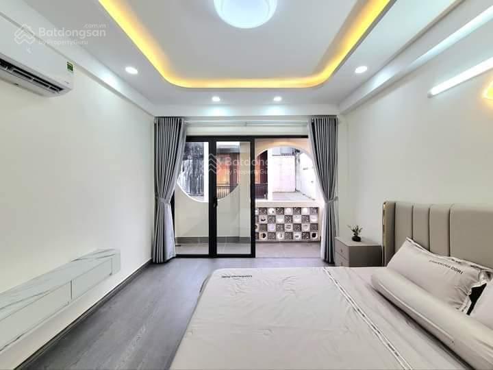 Nhà cần bán đã có shr hẻm xe hơi đường trần bá giao gv. giá 2tỷ5, dt 37,7m2