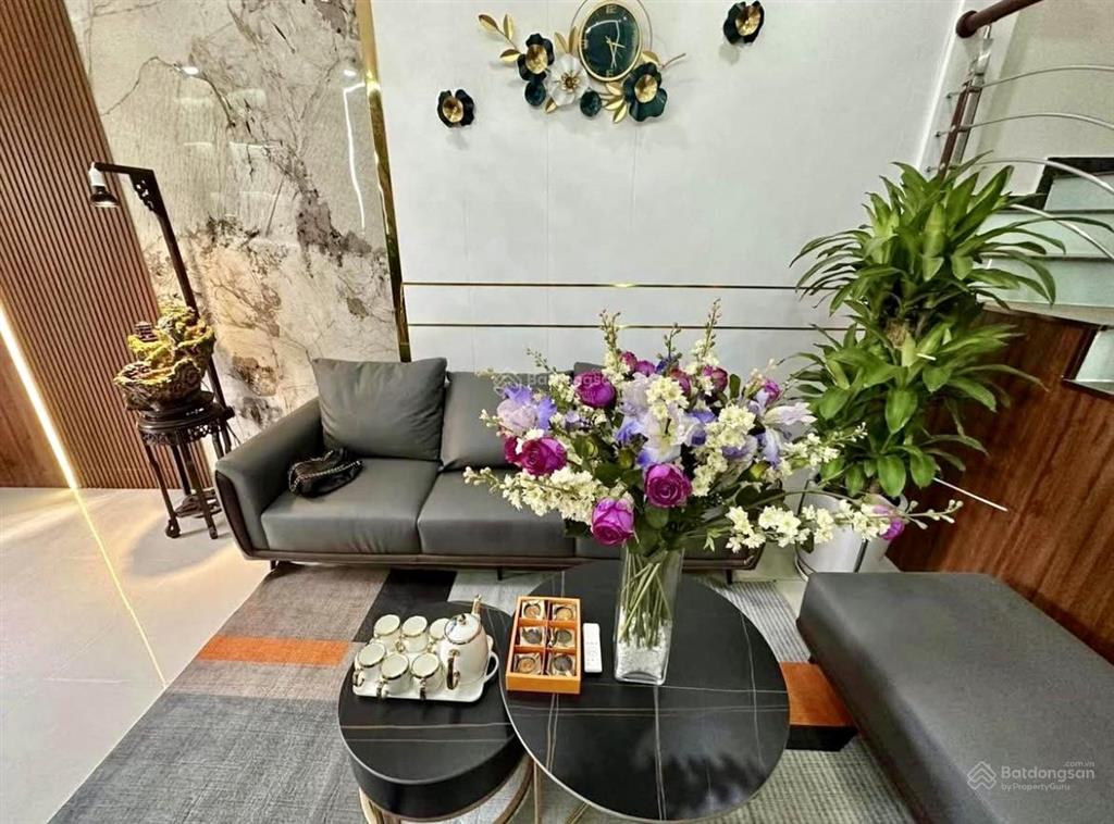 Bán nhà điện biên phủ, 3 tỷ dt56m2 đang cho thuê 12tr