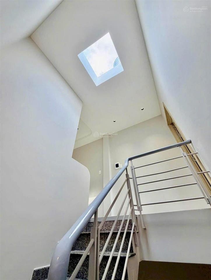 Nhà gò vấp,kinh doanh tốt,gần đh công nghiệp  giá 4tỷ250triệu tl