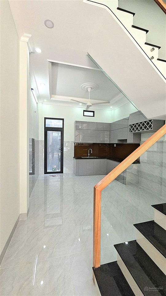 Chủ giảm sâu còn 2tỷ850triệu nhà lê văn khương quận12 sổ hồng cầm tay
