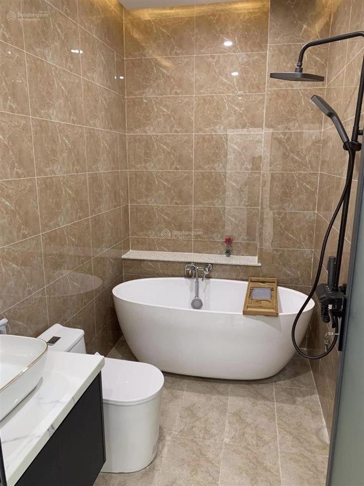 Nhà đẹp khu vip ngay dân chủ  đsố 1  61,5m2. giá chốt 3tỷ400. cho thuê giá tốt 17triệu/1 tháng