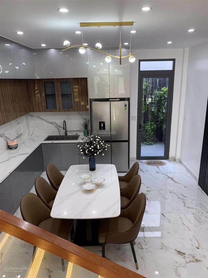 Nhà đẹp khu vip ngay dân chủ  đsố 1  61,5m2. giá chốt 3tỷ400. cho thuê giá tốt 17triệu/1 tháng