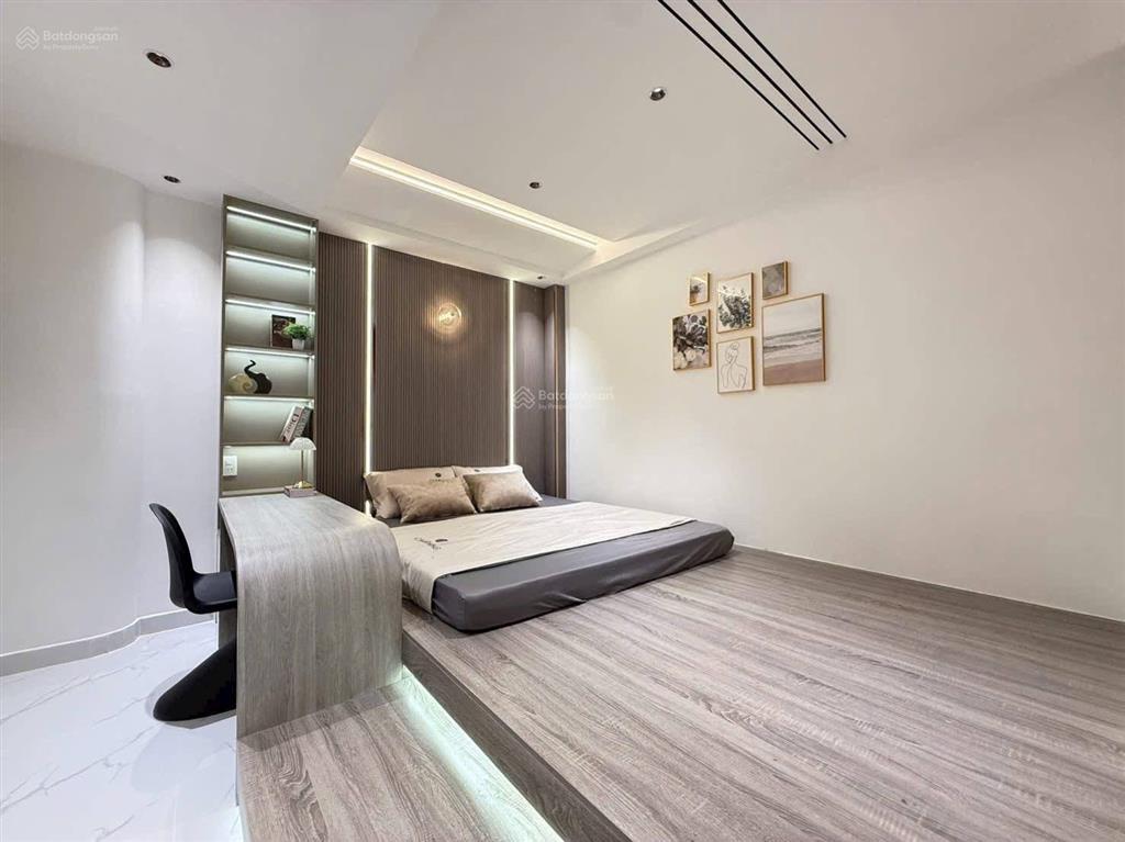 Giá cực hiếm! bán lỗ vốn nhà đoàn thị điểm, p1, phú nhuận. dt 61,1m2. giá 4tỷ290. cho thuê 19tr/th