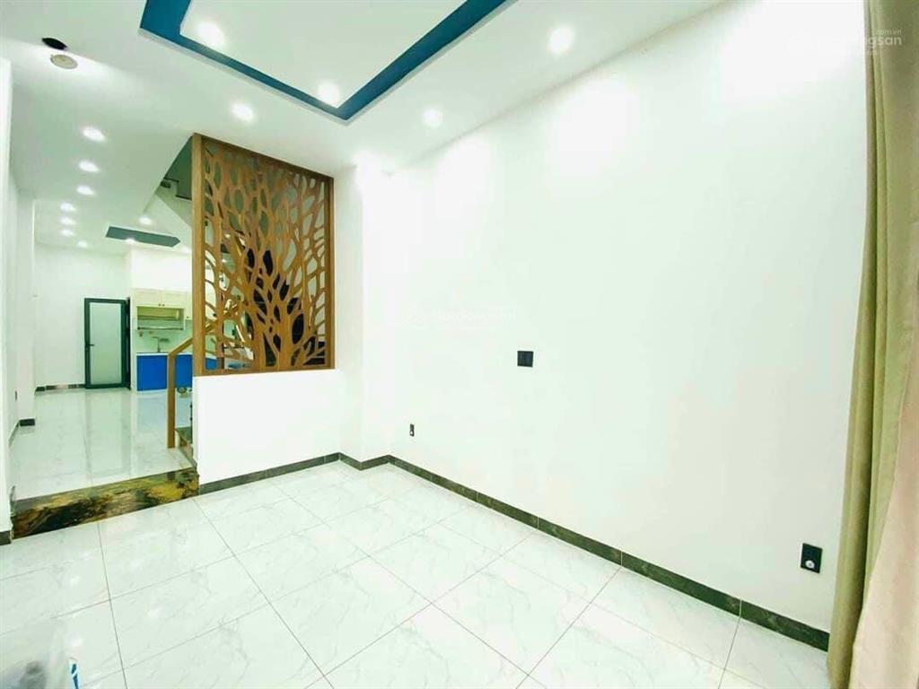 Bán gấp nhà riêng hẻm ô tô đối diện bệnh viện quân y 175,nguyễn kiệm,gò vấp. dt 61,5m2. giá 2,9tỷ