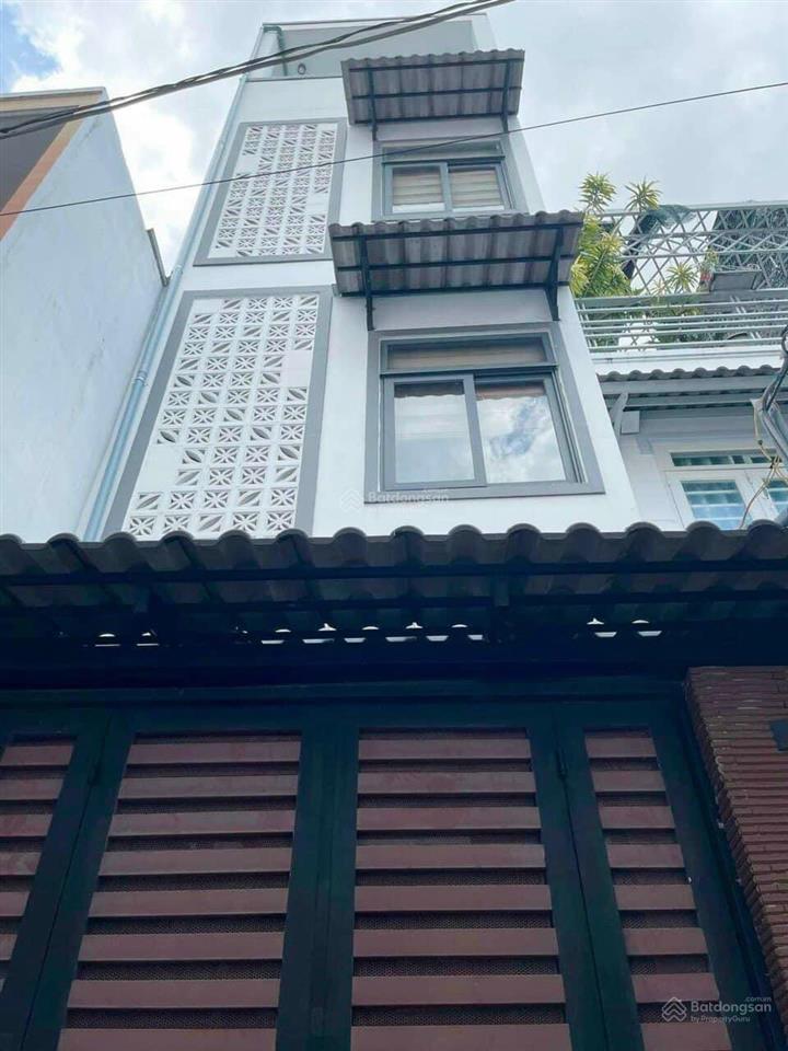 Bán gấp nhà riêng hẻm ô tô đối diện bệnh viện quân y 175,nguyễn kiệm,gò vấp. dt 61,5m2. giá 2,9tỷ