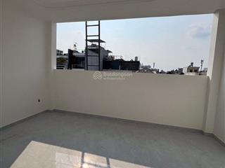  hẻm xe hơi tới cửa ,di chuyển 2 phút tới siêu thị aoen ,sát chợ lê đình cẩn, trường thcs