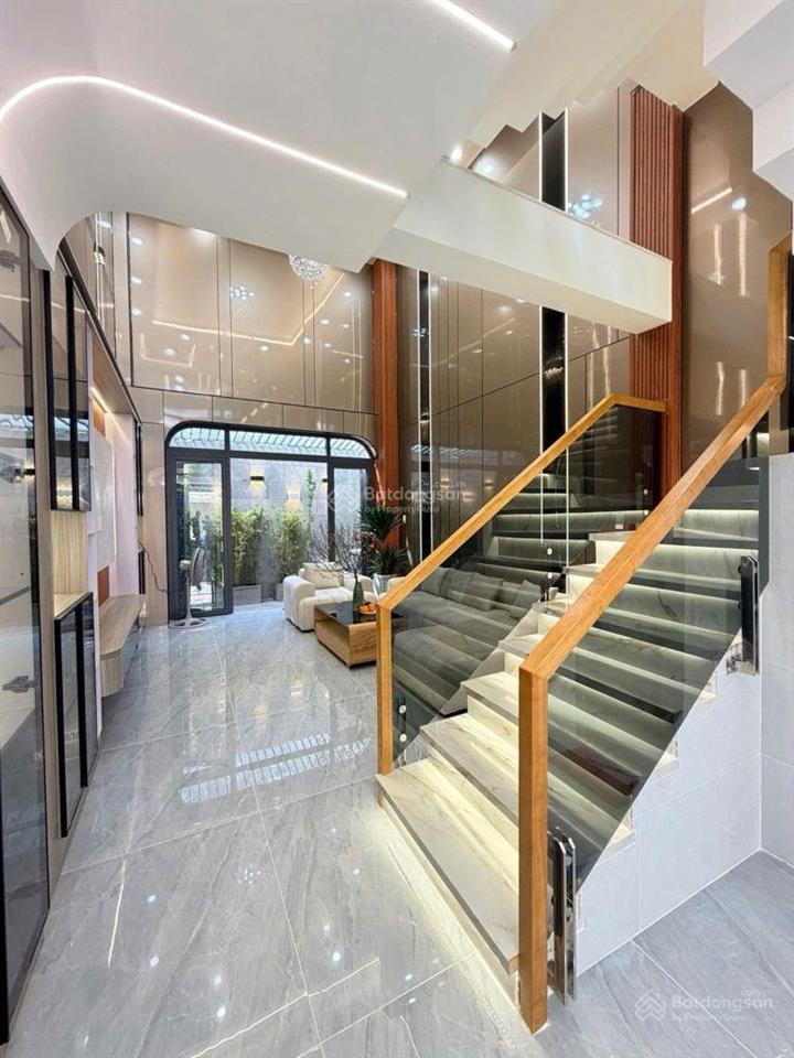 Hẻm 8m  5 tầng  full nội thất  xe hơi ngủ trong nhà  gò xoài  bình tân  giá nhỉnh 8.x tỷ