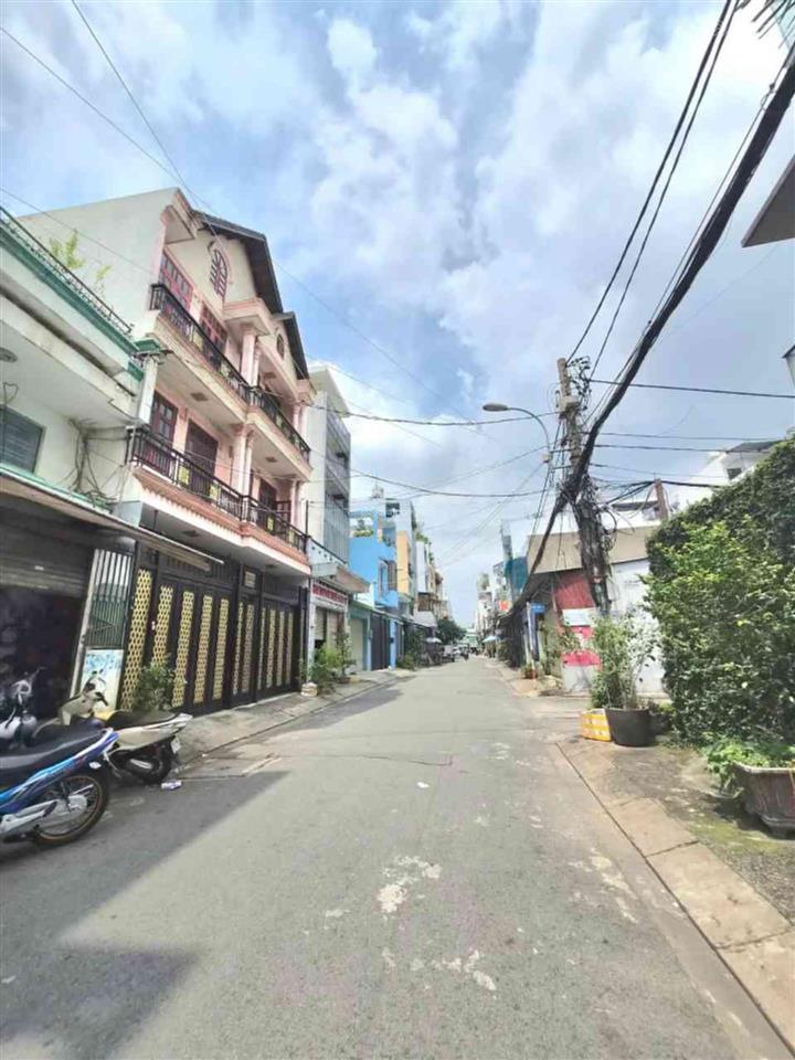 Hẻm 8m gần aeon maill tân phú di chuyển trung tâm gần chợ trường học