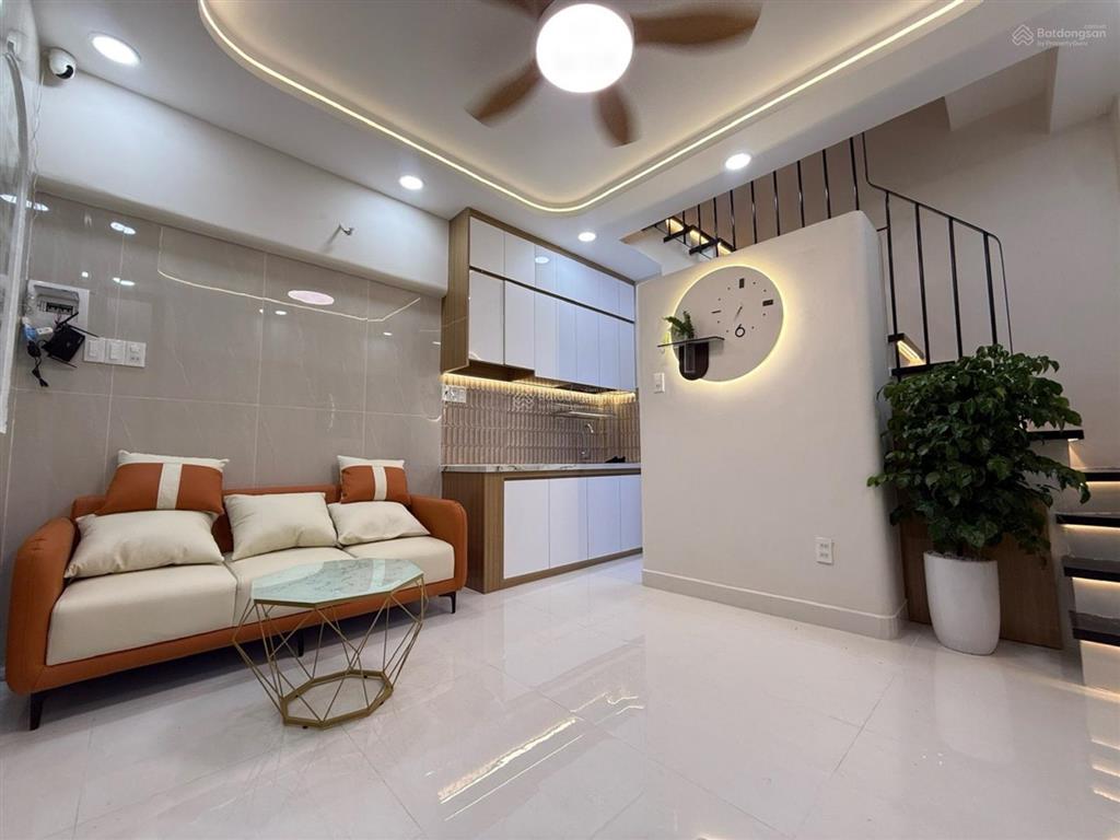 Vị trí ngay phạm văn chí , nguyễn văn luông...,, cách aeon binh tân 15p...
