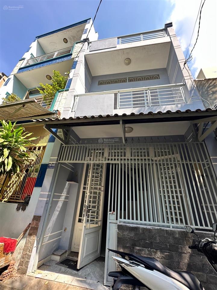  vị trí ngay sát mặt tiền lê văn quới, ngã tư bốn xã, phan anh, hòa bình.
