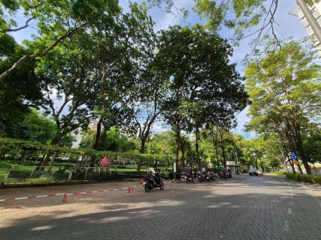 Shophouse celadon city  aeon tân phú  90m2 dtsd  vừa ở vừa kinh doanh