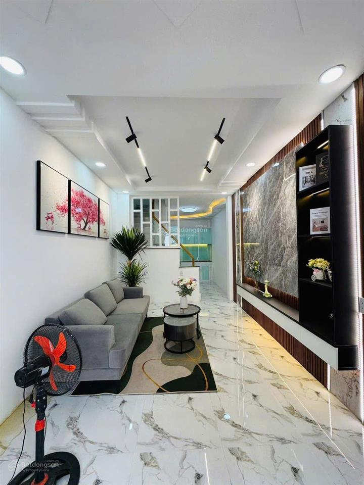 Nhà lê văn duyệt  p7 bình thạnh  3pn 3wc  chỉ 3 tỷ 2!