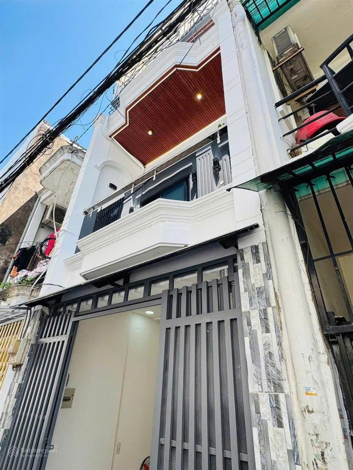 Nhà lê văn duyệt  p7 bình thạnh  3pn 3wc  chỉ 3 tỷ 2!