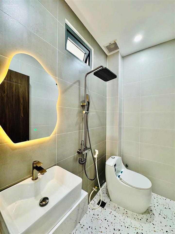 Nhà gần chợ gò vấp 3,2 tỷ  hđ thuê 14tr/tháng  3pn (có pn trệt)  shr  hxh