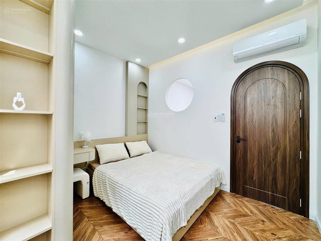 Nhà gần chợ gò vấp 3,2 tỷ  hđ thuê 14tr/tháng  3pn (có pn trệt)  shr  hxh