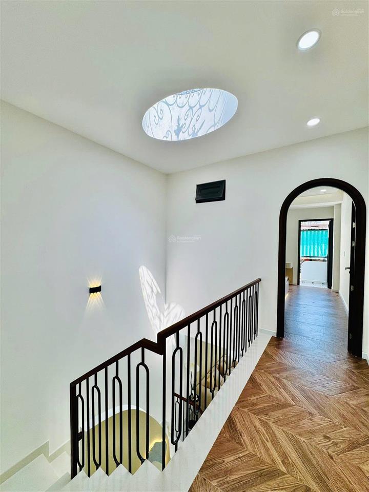 Nhà gần chợ gò vấp 3,2 tỷ  hđ thuê 14tr/tháng  3pn (có pn trệt)  shr  hxh