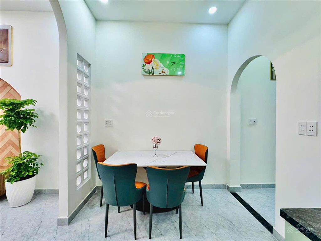 Chủ ngộp gần 50m2 nhà 3pn hxh lê quang định shr hđ thuê 13tr/tháng dọn ở ngay!