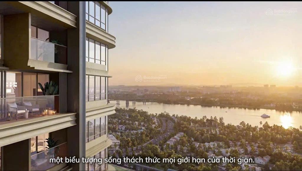 Penthouse. duplex 300500m2. trung tâm long biên. cách phố cổ 10 phút.  0828 926 ***