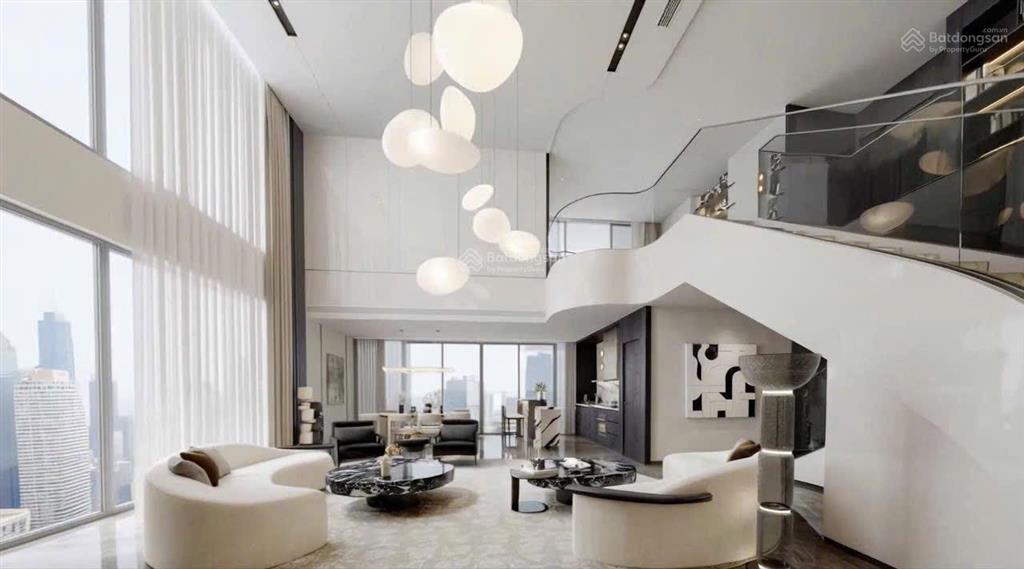 Penthouse. duplex 300500m2. trung tâm long biên. cách phố cổ 10 phút.  0828 926 ***