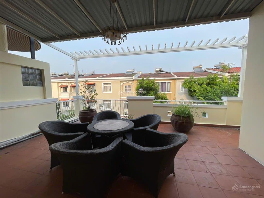 Cho thuê biệt thự phú mỹ hưng, cạnh công viên khu dân cư nam viên, 126m² (7x18m), 3 tầng, 3pn, 4wc