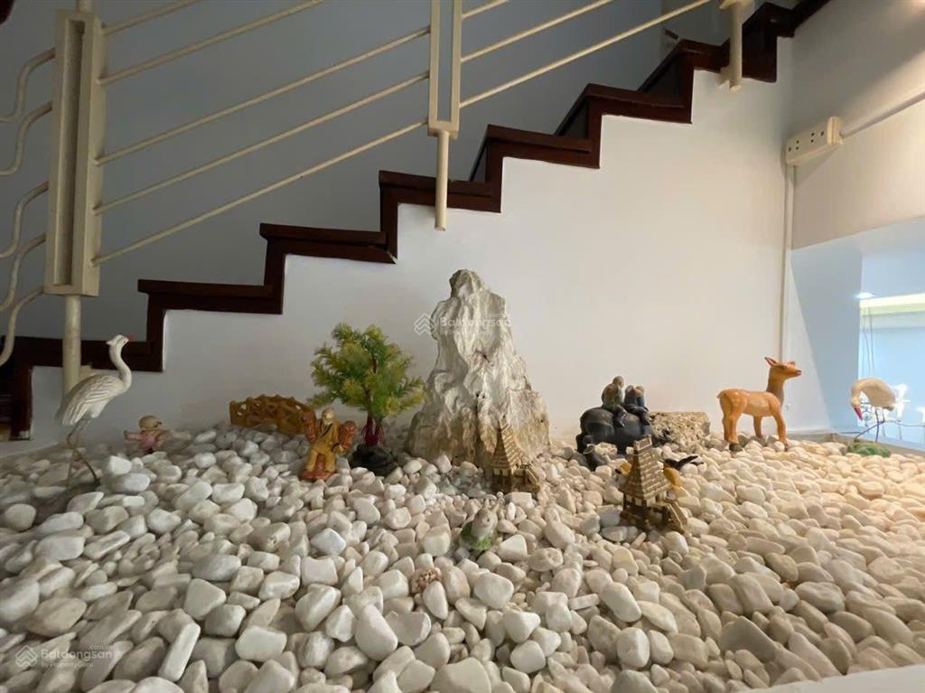Cho thuê biệt thự phú mỹ hưng, cạnh công viên khu dân cư nam viên, 126m² (7x18m), 3 tầng, 3pn, 4wc